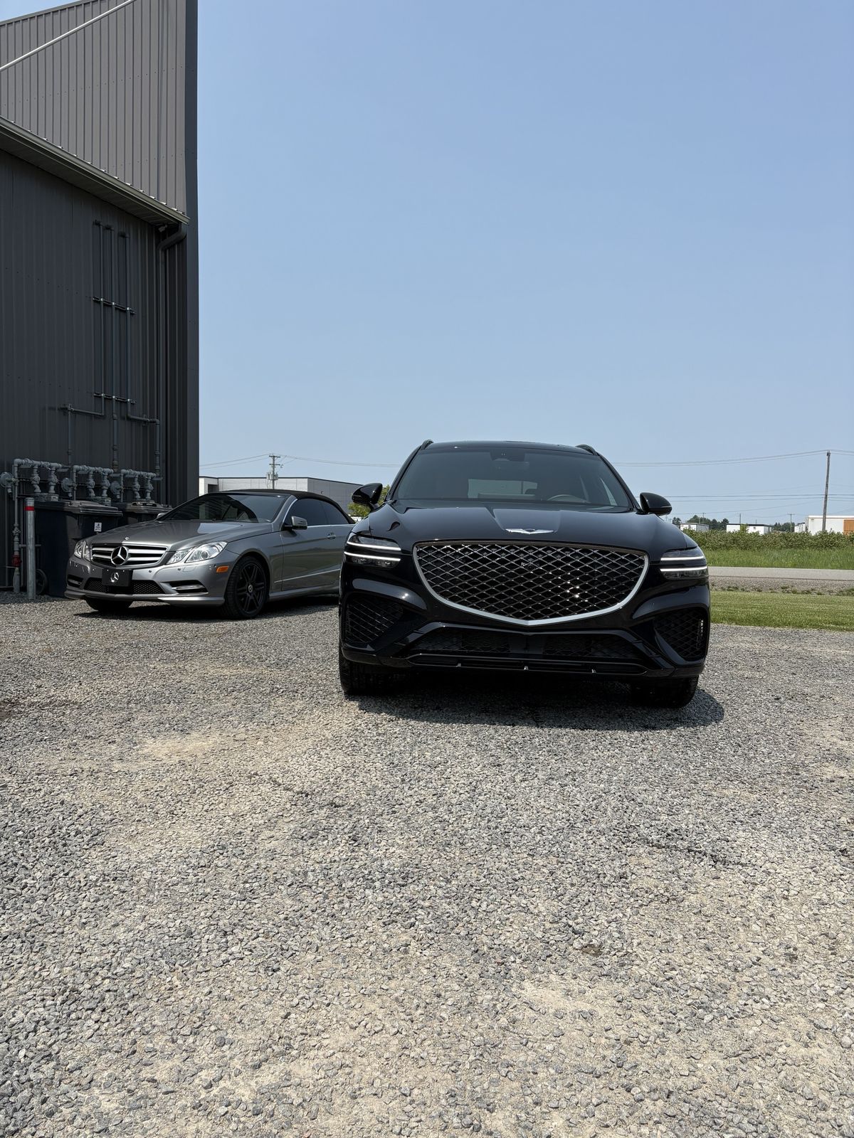 VUS Genesis et Mercedes détaillés